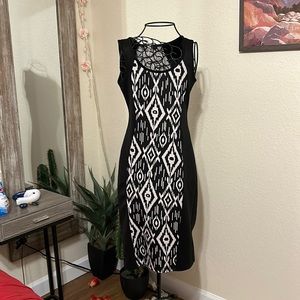 NWT No Sleeve Aztec Scuba Dress Medium. 36 1/2 “ Length 13” Waist